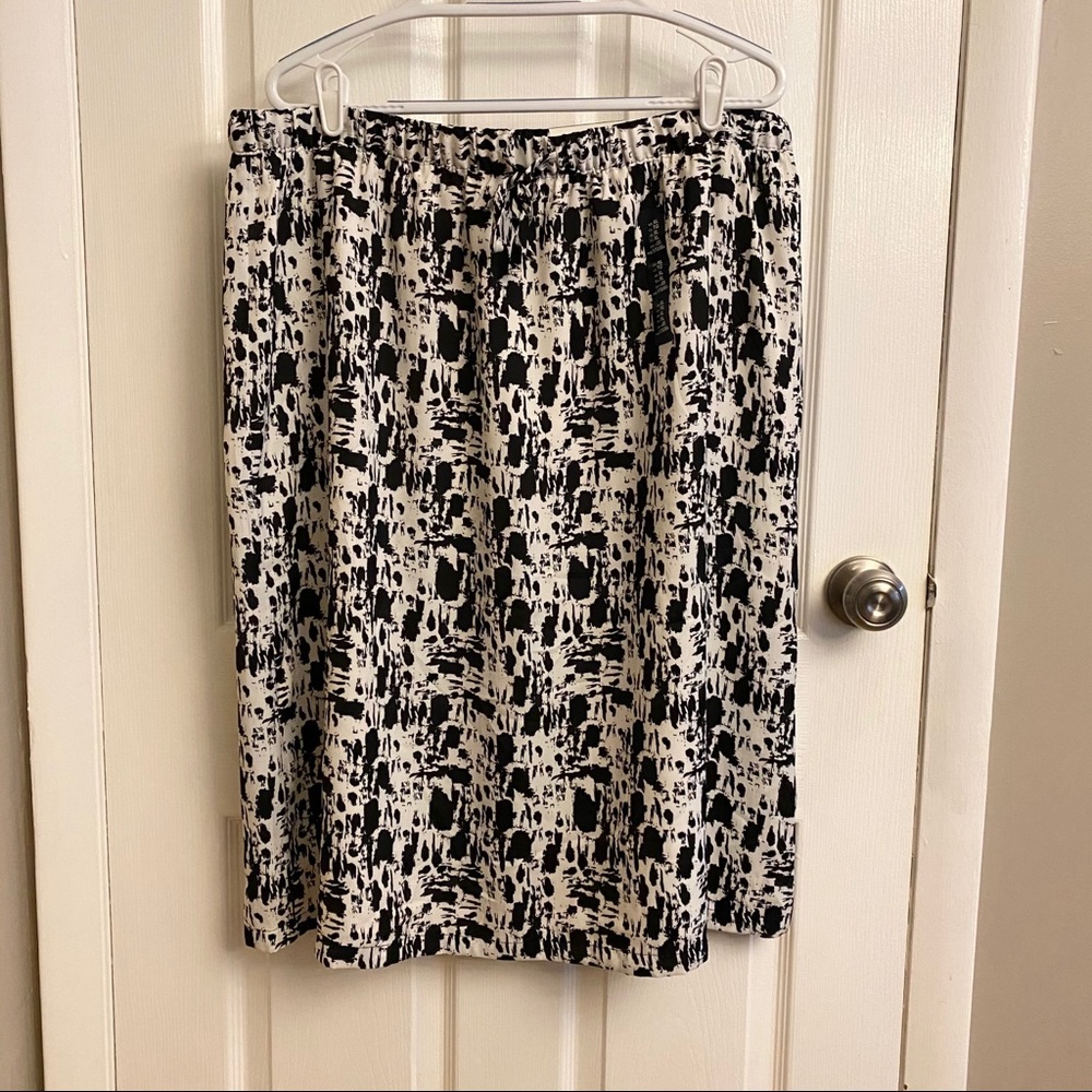 *NWT* Gap midi skirt